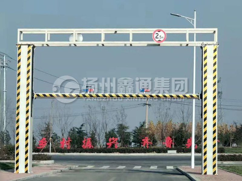 LMJ-028，升降式限高龍門架