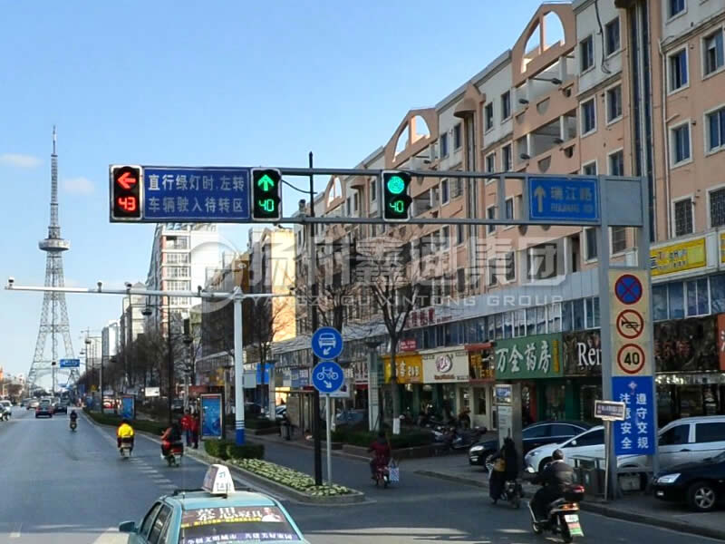 XHDG-022，框架信號(hào)燈桿